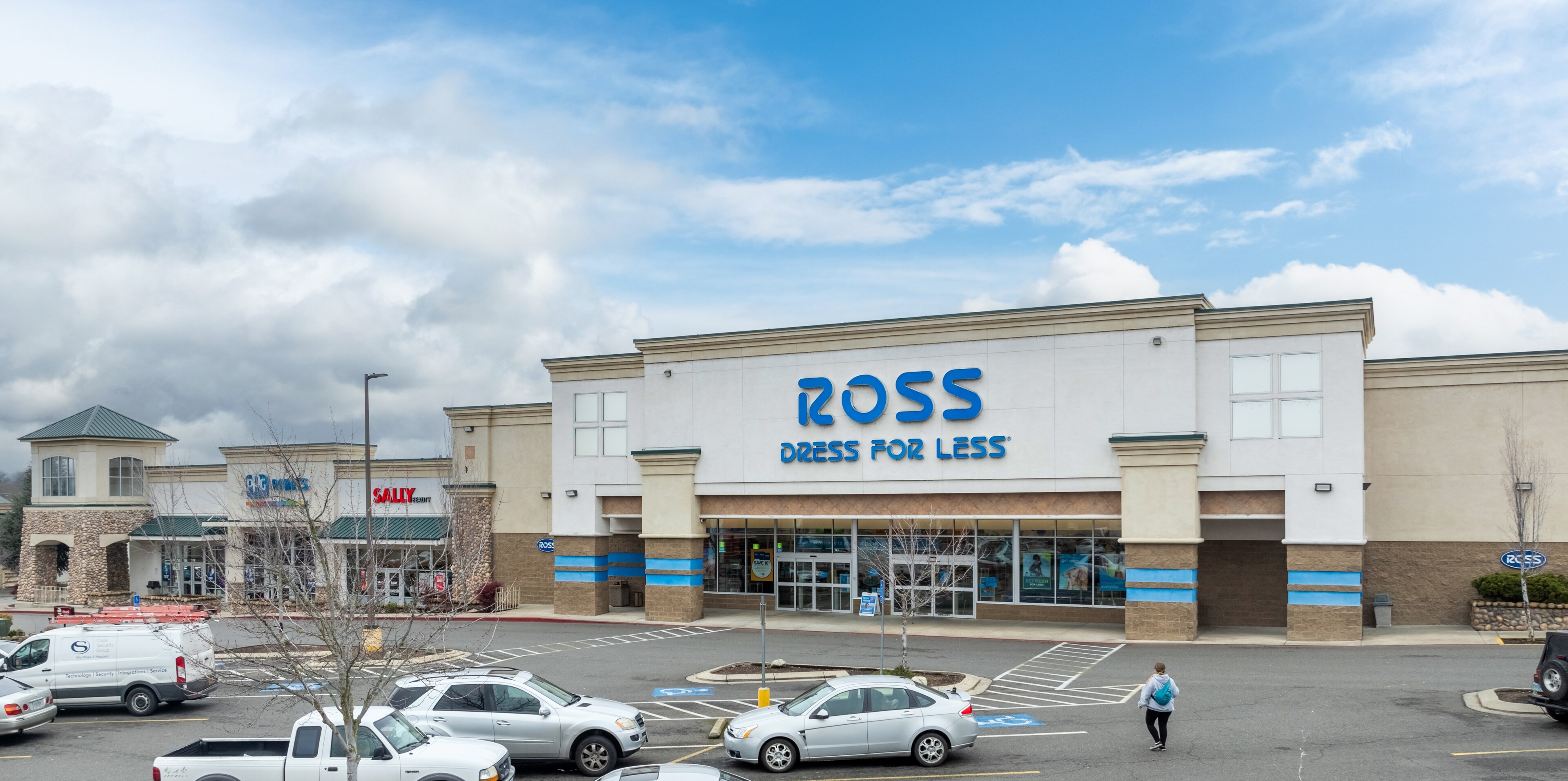 Grants Pass Shopping Center1 Image